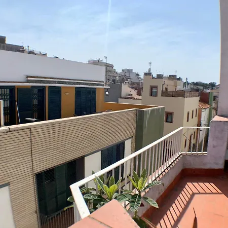 Old Town: 2 Blocks/2 Min Walk To The Apartment