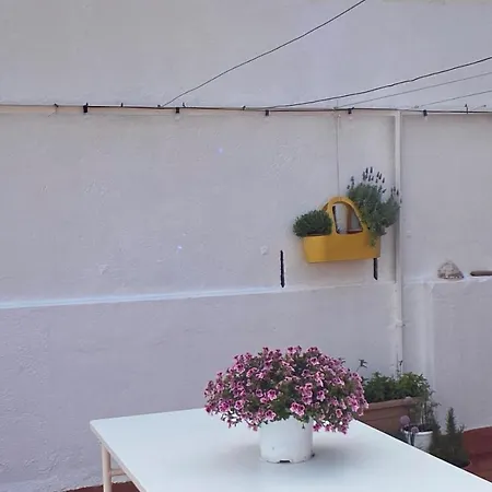 Apartment Old Town: 2 Blocks/2 Min Walk To The